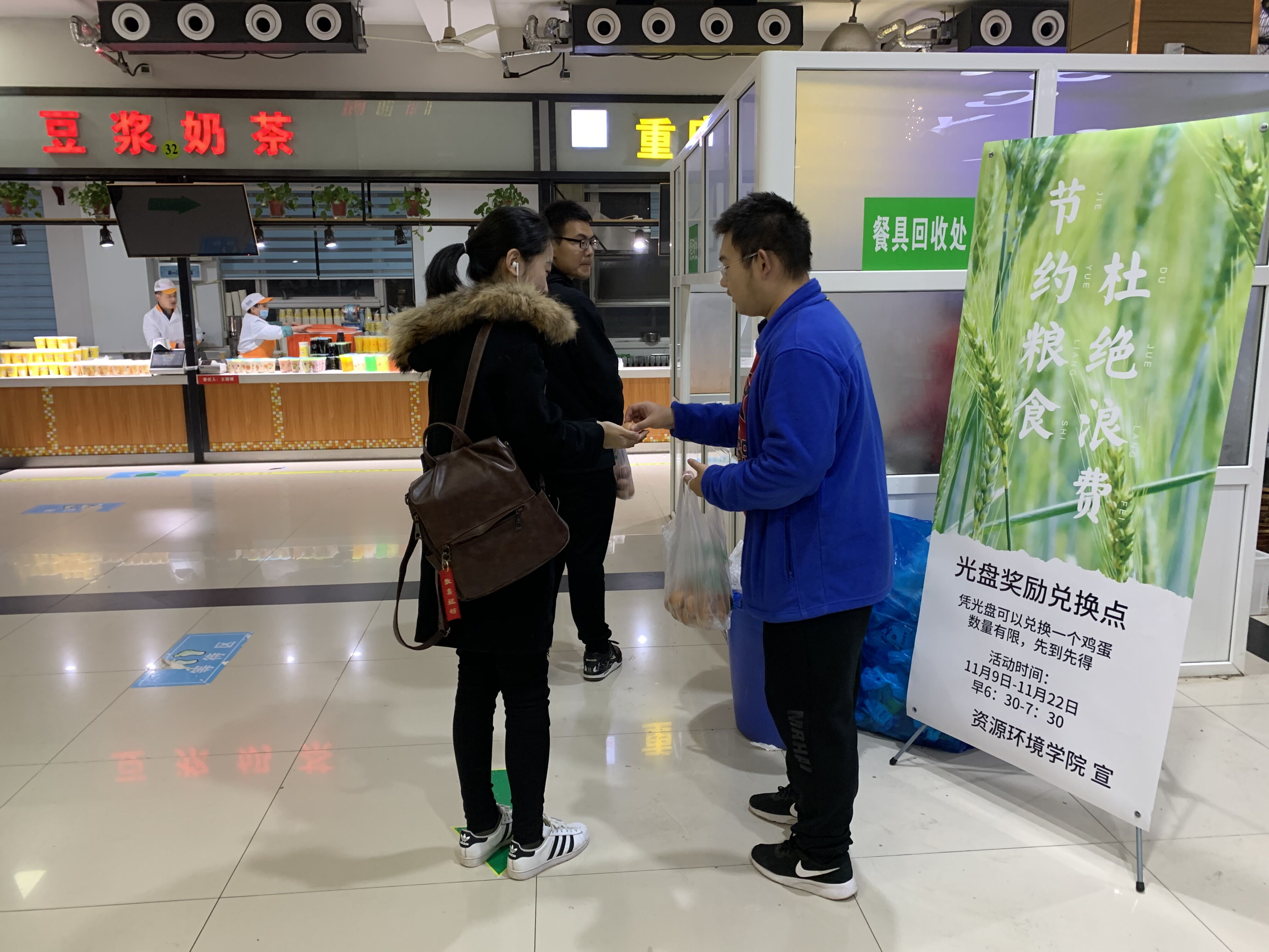 3477b20bf4a8482a8404a32875811f2b.jpg 3477b20bf4a8482a8404a32875811f2b.jpg