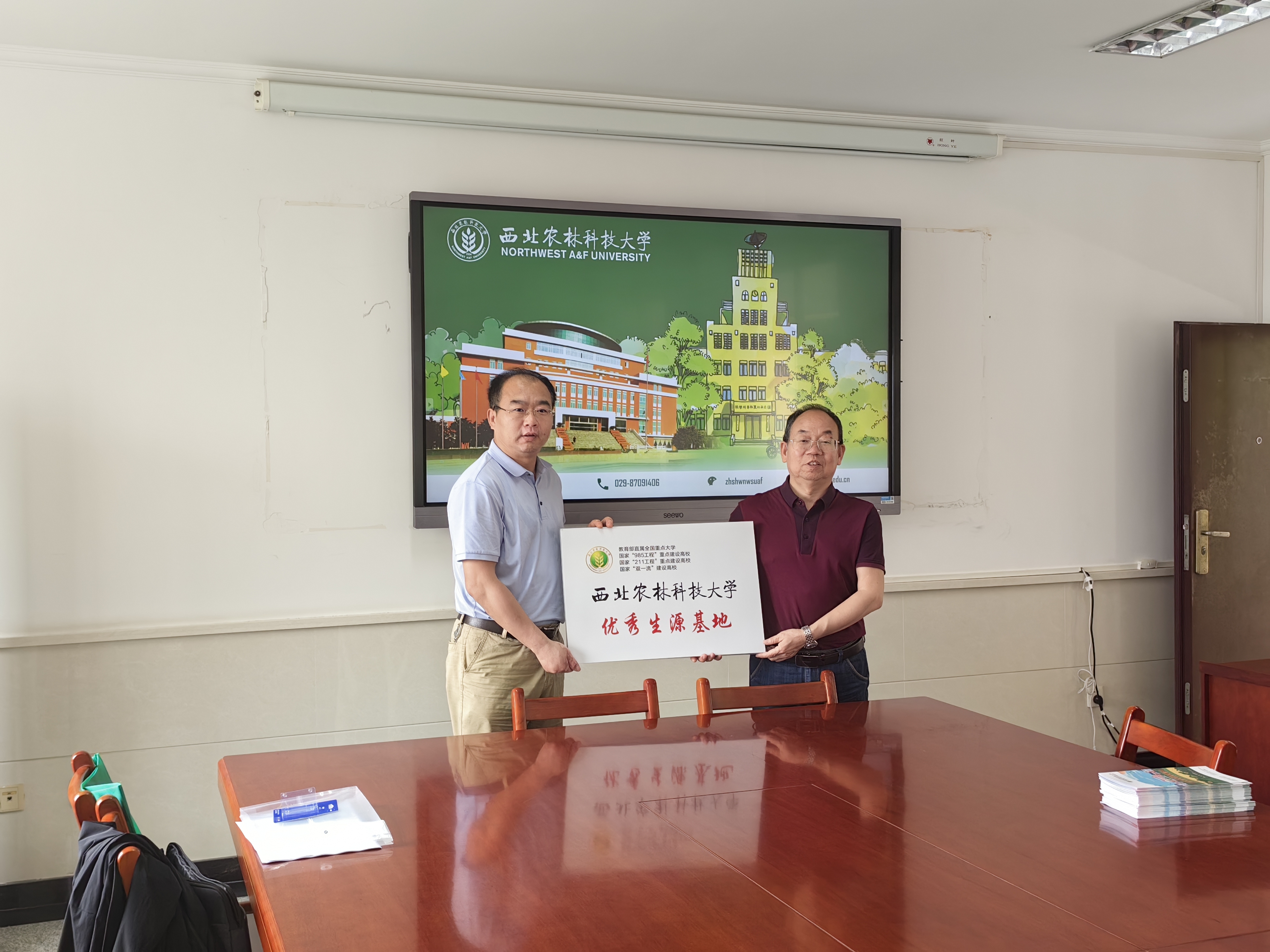 d9b10d23254343cba396d1fea405ef41.jpg d9b10d23254343cba396d1fea405ef41.jpg